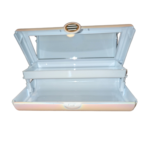 Iridescent Makeup Case Boutique - Picture 4 of 4